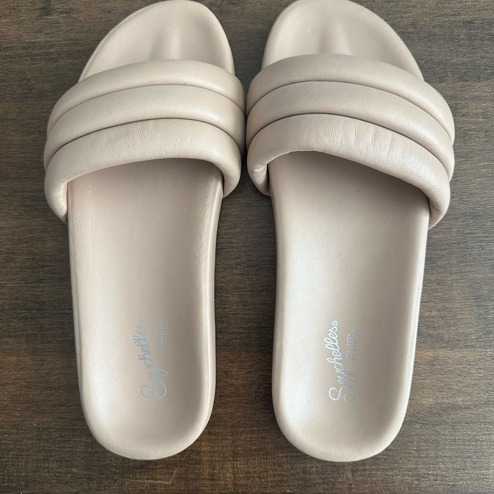 Seychelles Low Key Leather Slides